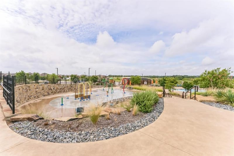 10908 Summer Rain Boulevard, Aubrey TX 76227 - Photo 37