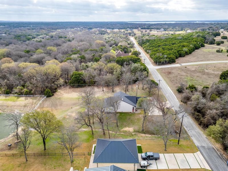 1451 Lakeside Trail, Whitney TX 76692 - Photo 5