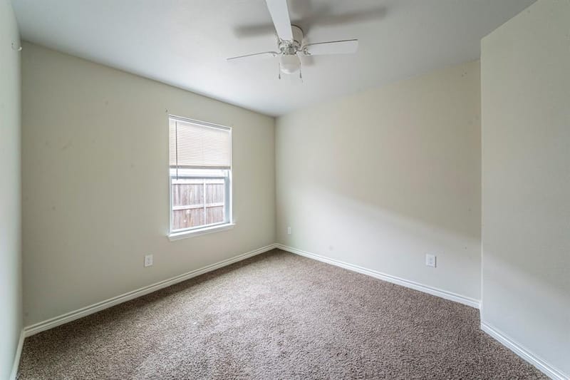 813 Jones Street, Greenville TX 75401 - Photo 16