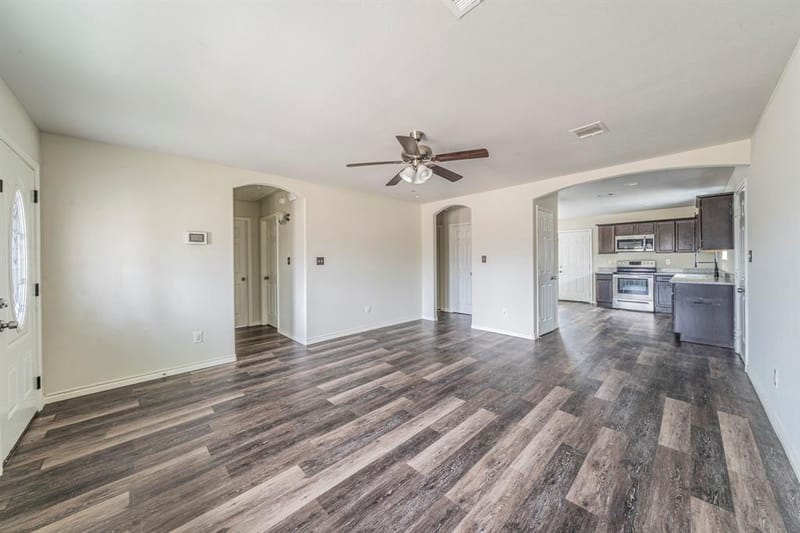 813 Jones Street, Greenville TX 75401 - Photo 3