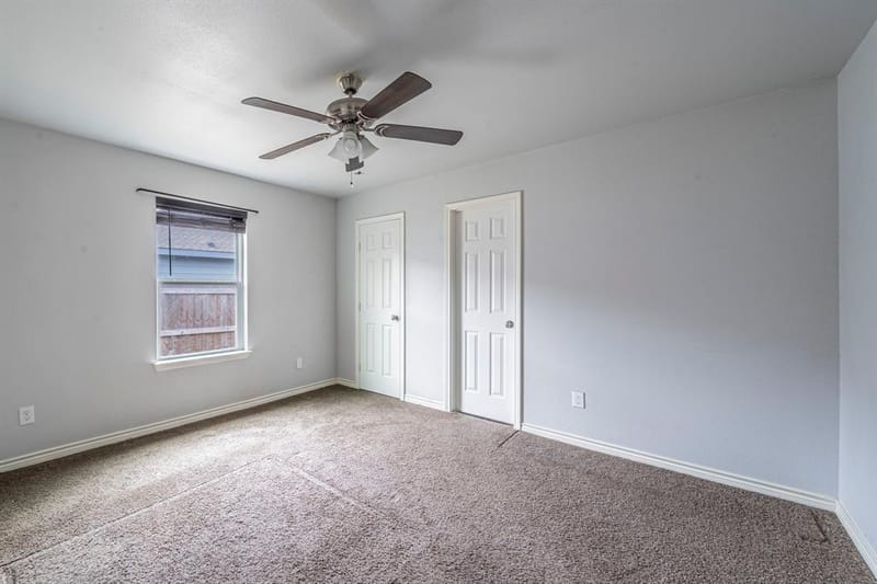 813 Jones Street, Greenville TX 75401 - Photo 9