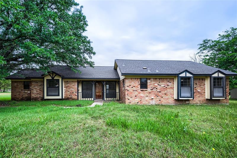 8251 Slippery Creek Court, Red Oak TX 75154