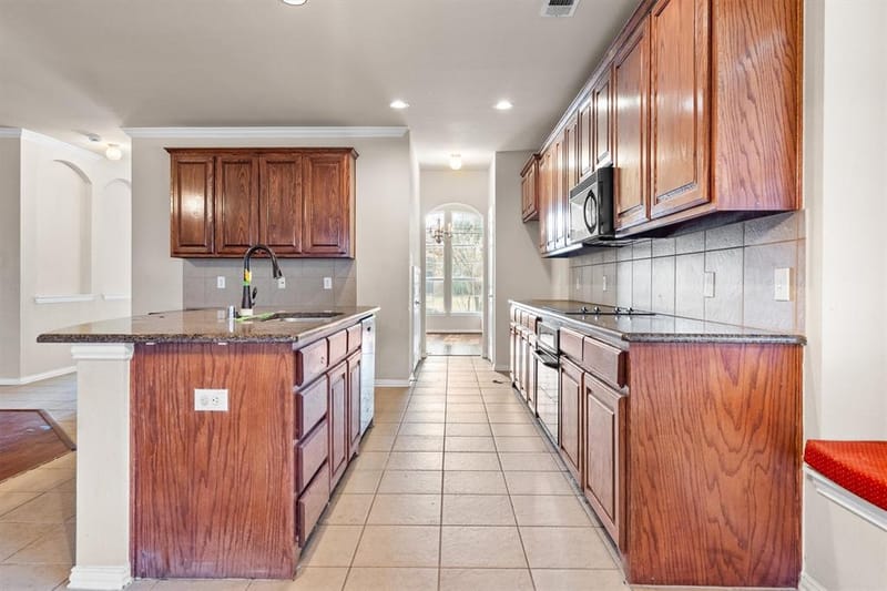 1128 Patch Grove Drive, Frisco TX 75033 - Photo 13