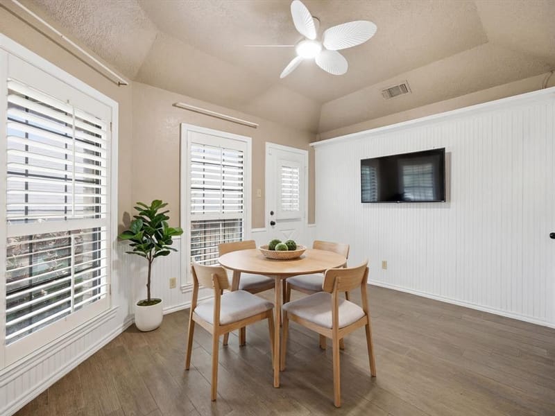6606 Canalview Drive, Arlington TX 76016 - Photo 13