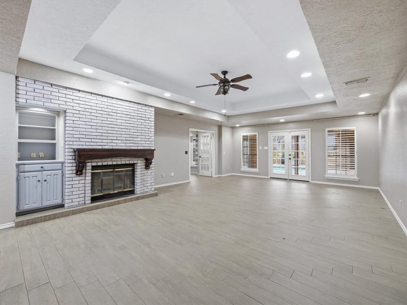 6606 Canalview Drive, Arlington TX 76016 - Photo 7