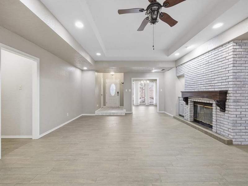 6606 Canalview Drive, Arlington TX 76016 - Photo 9