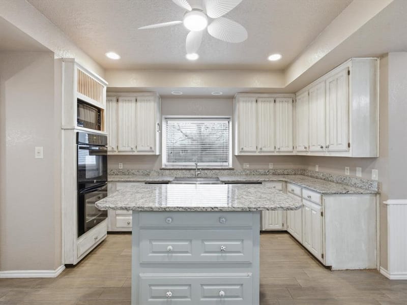 6606 Canalview Drive, Arlington TX 76016 - Photo 10
