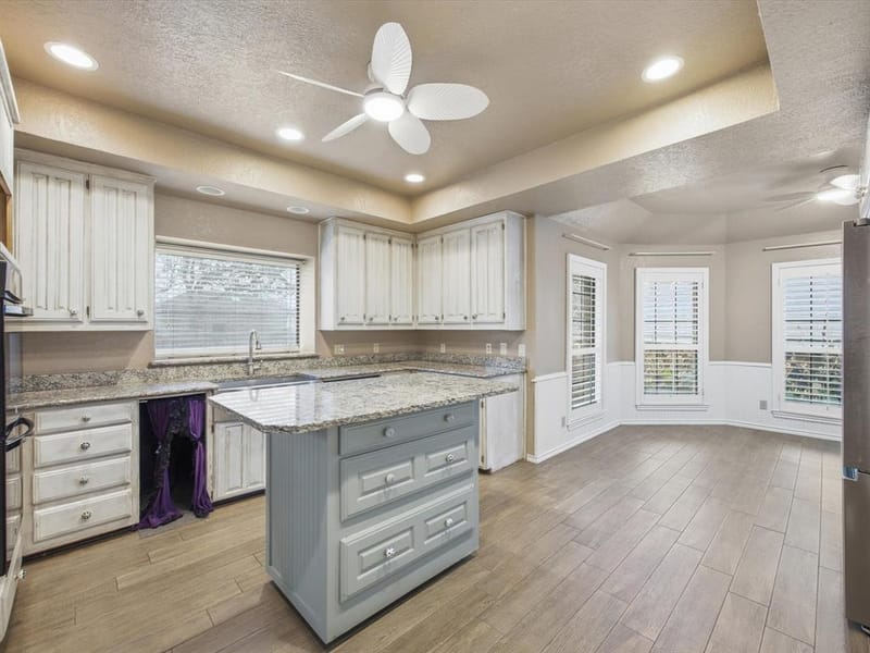6606 Canalview Drive, Arlington TX 76016 - Photo 11