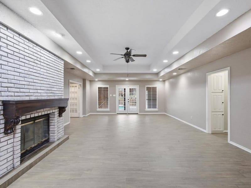 6606 Canalview Drive, Arlington TX 76016 - Photo 8