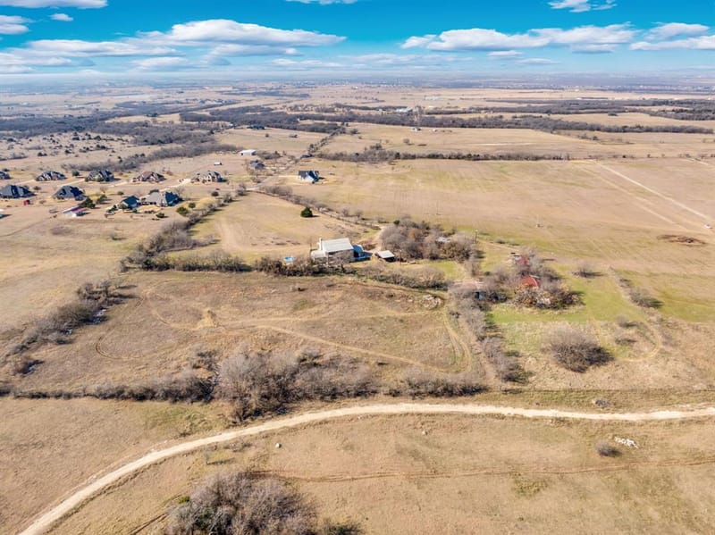 10400 Baucum Road, Midlothian TX 76065 - Photo 13