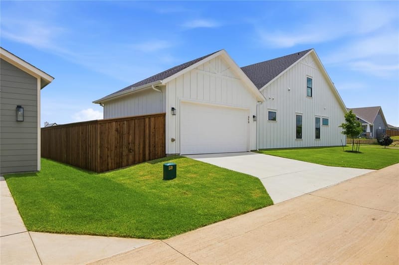 313 Dylan Way, Midlothian TX 76065 - Photo 37