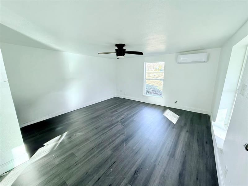 625 E Acheson Street, Denison TX 75021 - Photo 9