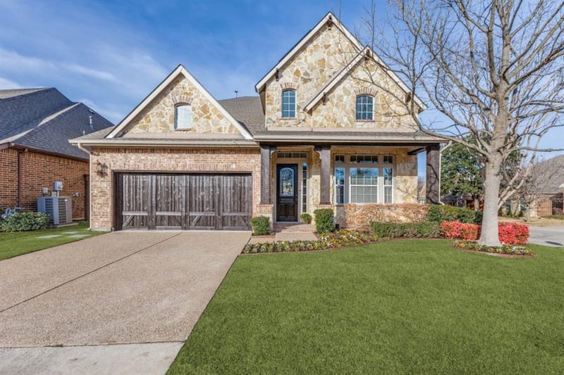 11327 Mounts Run Drive, Dallas TX 75218 - Photo 2