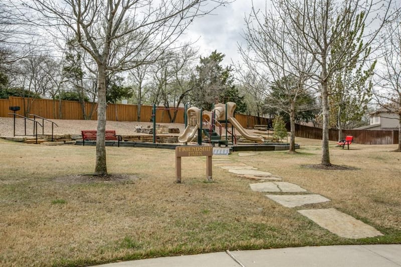 11327 Mounts Run Drive, Dallas TX 75218 - Photo 37