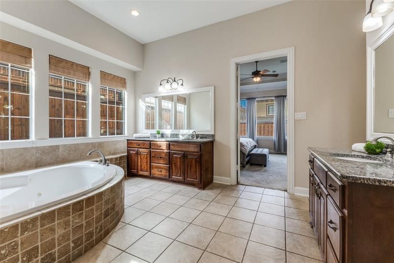 11327 Mounts Run Drive, Dallas TX 75218 - Photo 19
