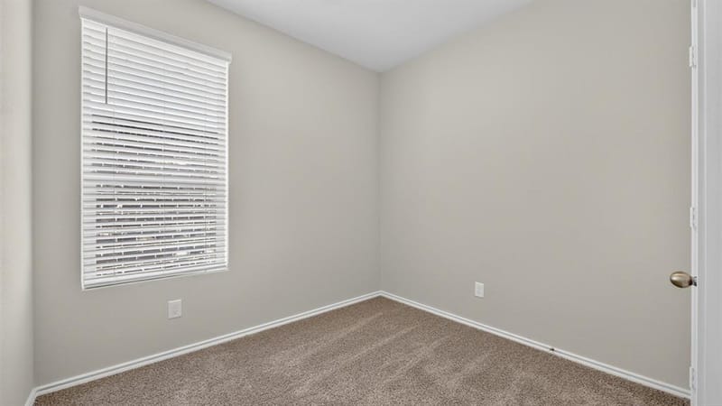 1921 CHEROKEE Lane, Cleburne TX 76033 - Photo 26