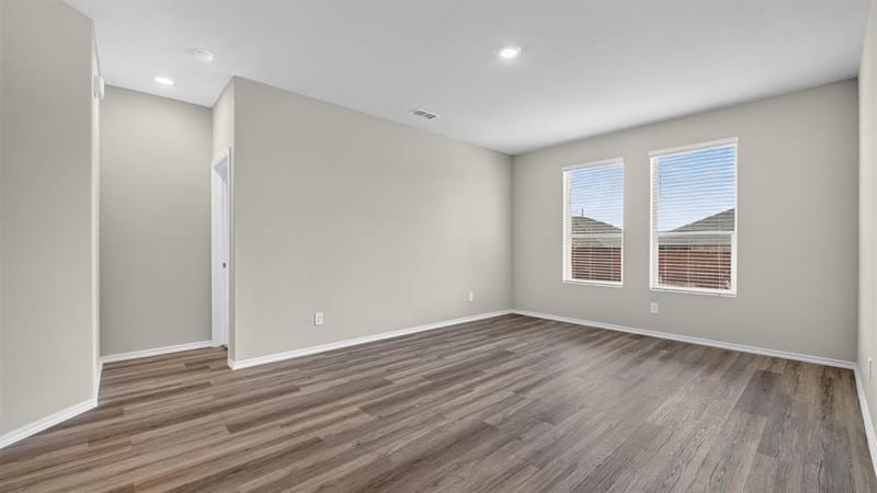 1921 CHEROKEE Lane, Cleburne TX 76033 - Photo 11