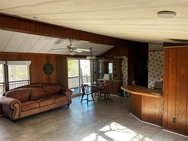 194 LAKEVIEW, Sunset TX 76270 - Photo 16