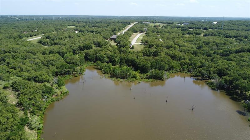 194 LAKEVIEW, Sunset TX 76270 - Photo 9