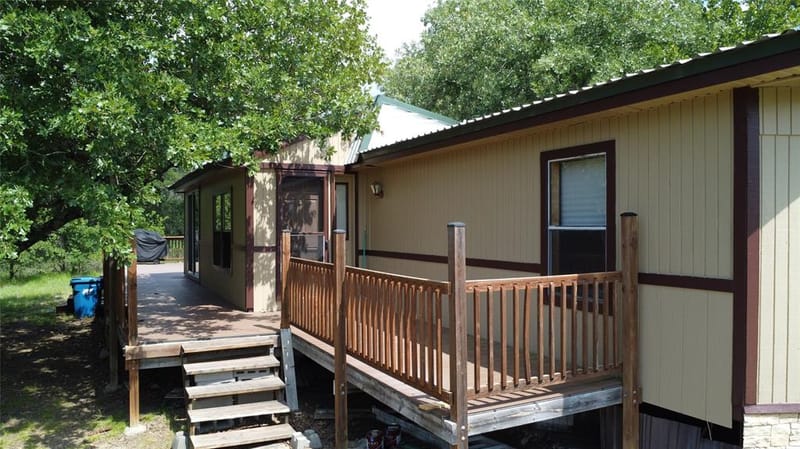 194 LAKEVIEW, Sunset TX 76270 - Photo 4
