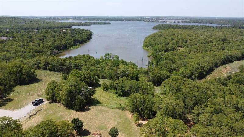 194 LAKEVIEW, Sunset TX 76270 - Photo 8