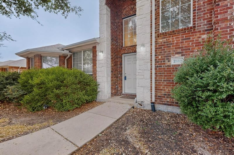 2111 Danbury Drive, Rockwall TX 75032 - Photo 4