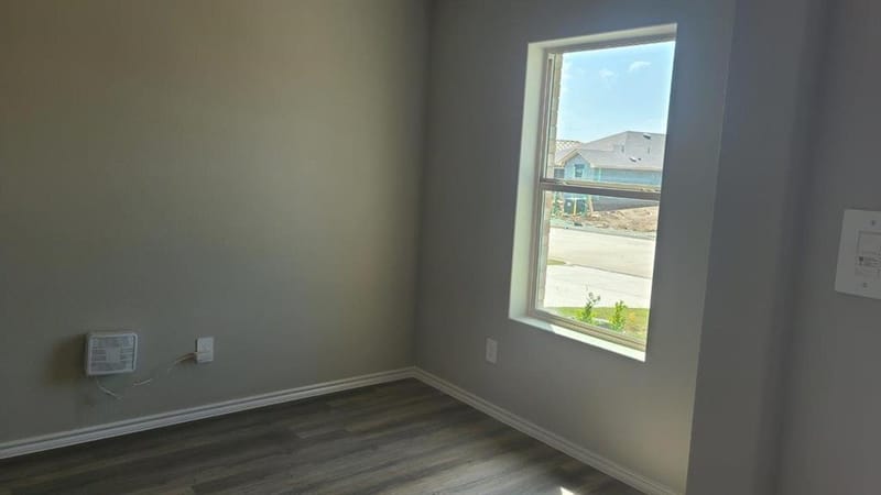 1512 TIN ROOF Road, Denton TX 76249 - Photo 4