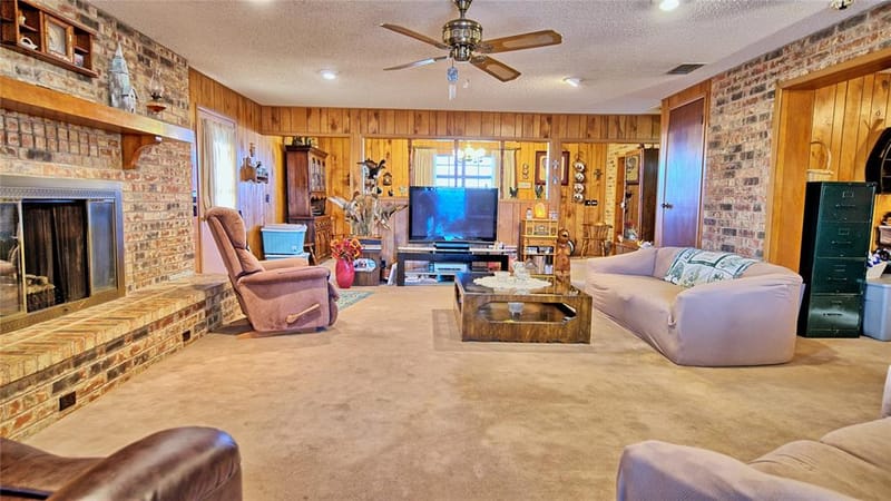 200 Louise Street, Nocona TX 76255 - Photo 8