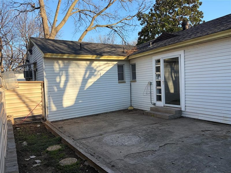 3013 Emmett Street, Dallas TX 75211 - Photo 20