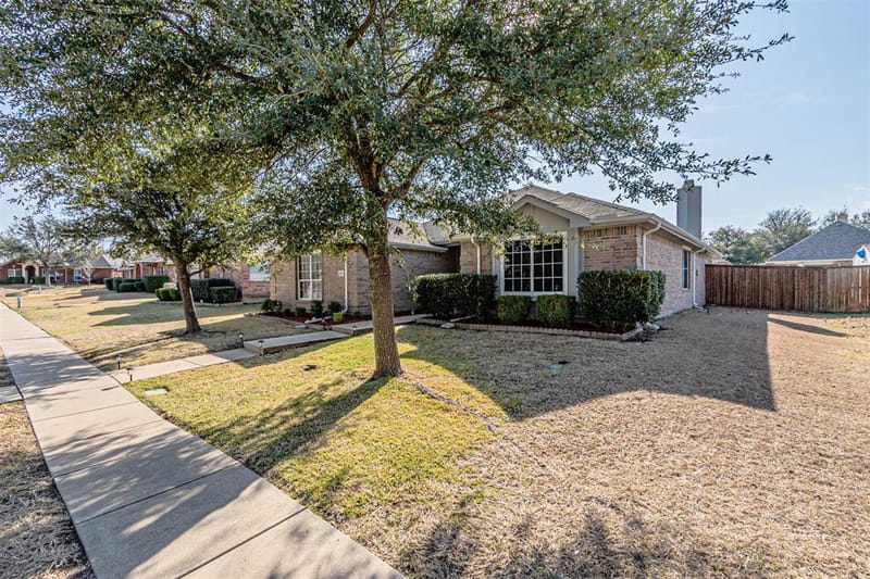 2261 Fieldcrest Drive, Rockwall TX 75032 - Photo 3