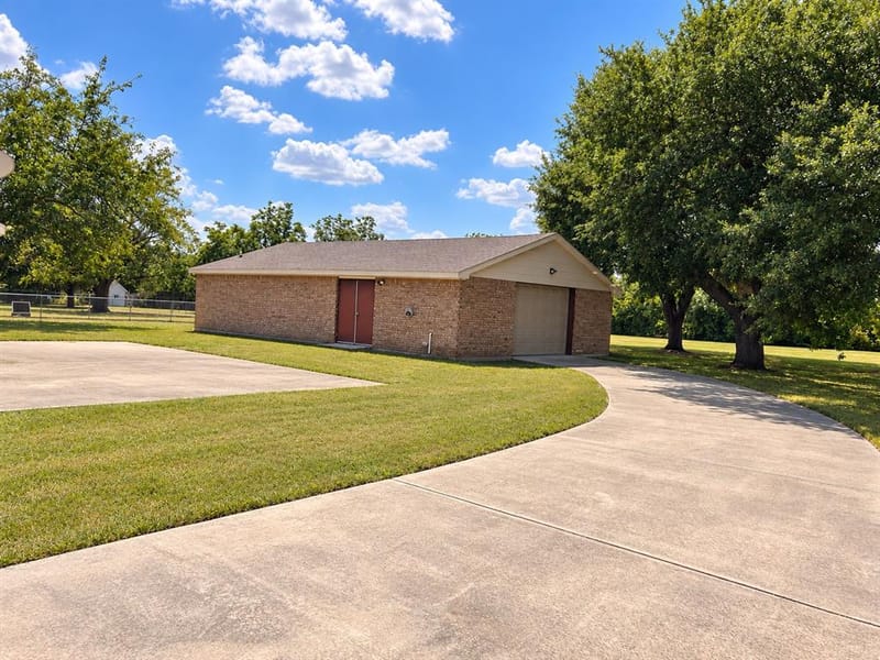 5703 Pecan Grove Drive, Sachse TX 75048 - Photo 17