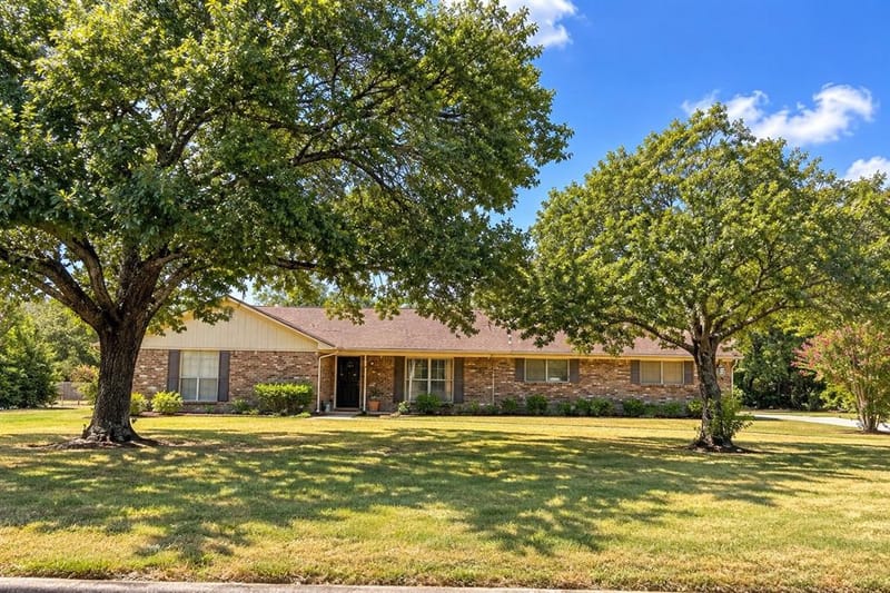 5703 Pecan Grove Drive, Sachse TX 75048