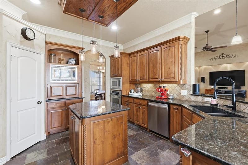 209 Lonesome Prairie Trail, Haslet TX 76052 - Photo 11