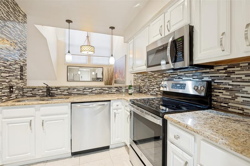 18240 Midway Road # 1704, Dallas TX 75287 - Photo 2