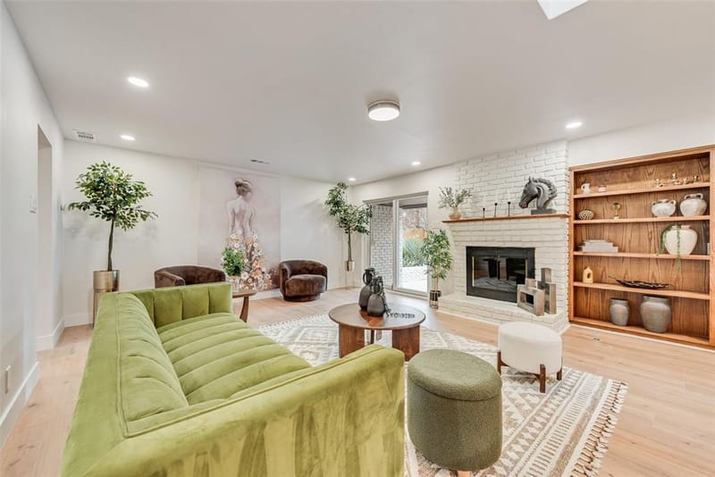 9726 Dartridge Drive, Dallas TX 75238 - Photo 13