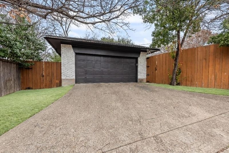9726 Dartridge Drive, Dallas TX 75238 - Photo 38