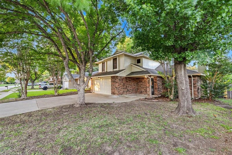 1046 Colony Street, Flower Mound TX 75028 - Photo 2