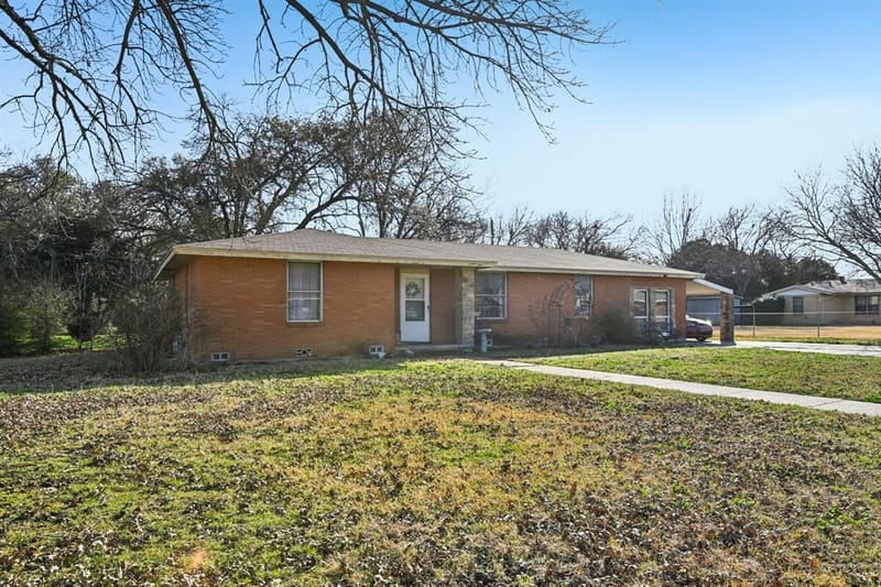 7008 Briley Drive, North Richland Hills TX 76180 - Photo 3