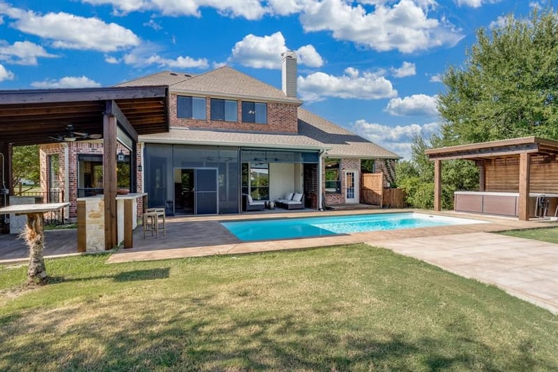 2890 Forest Drive, Celina TX 75009 - Photo 2