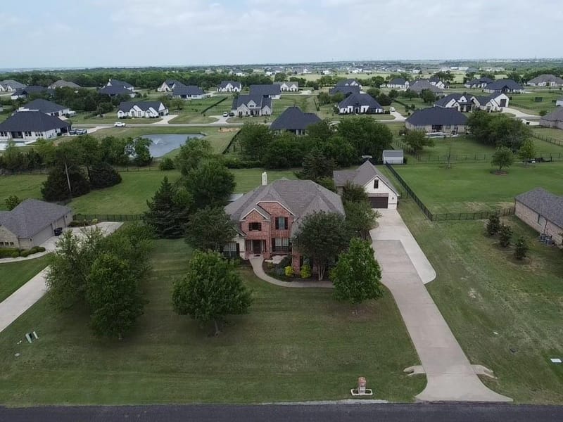 2890 Forest Drive, Celina TX 75009 - Photo 38
