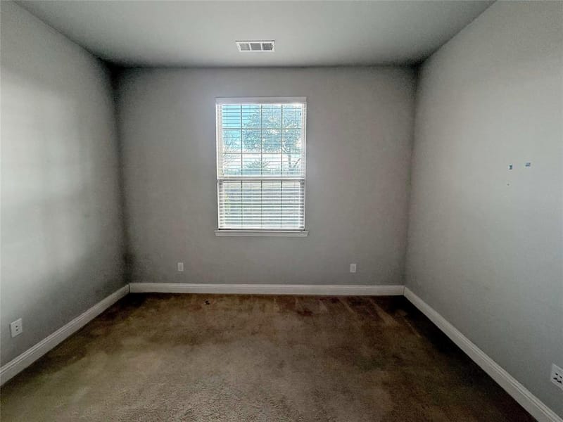 573 W Royal Lane, Irving TX 75039 - Photo 17