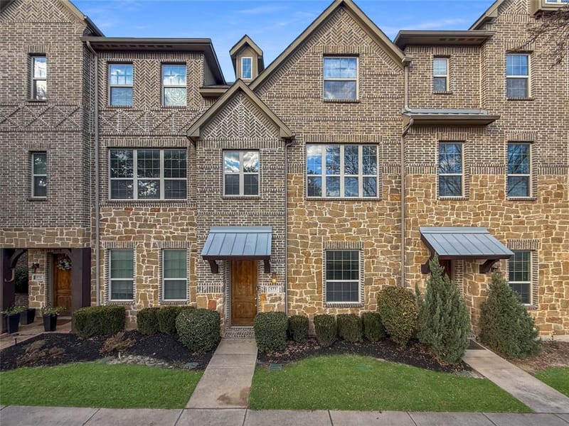 573 W Royal Lane, Irving TX 75039