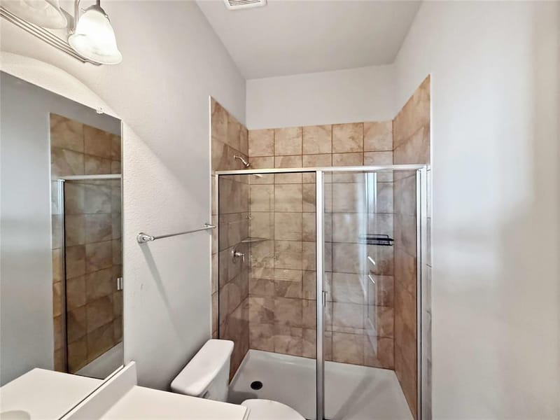573 W Royal Lane, Irving TX 75039 - Photo 19