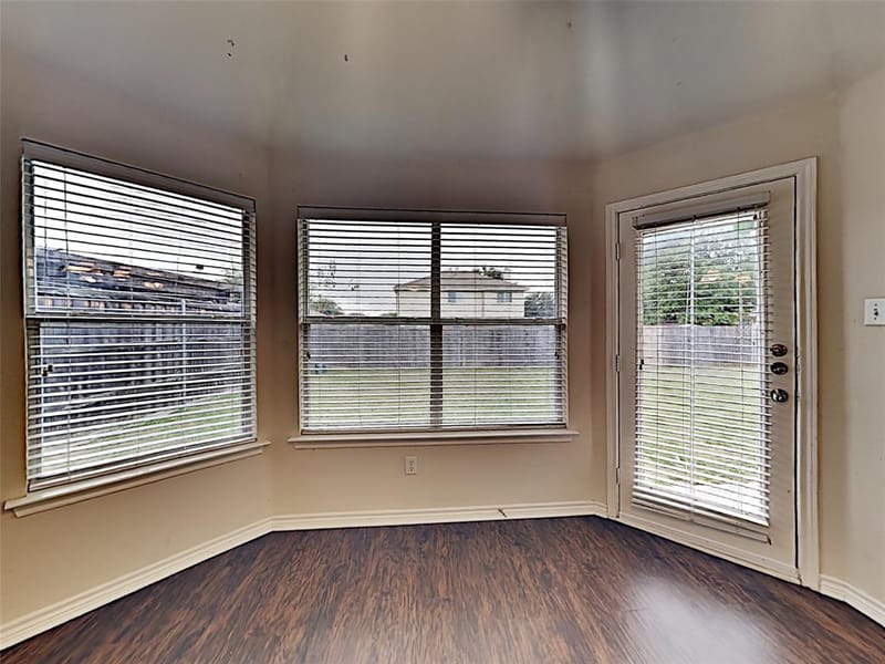 4408 Fox Meadows Lane, Mansfield TX 76063 - Photo 6