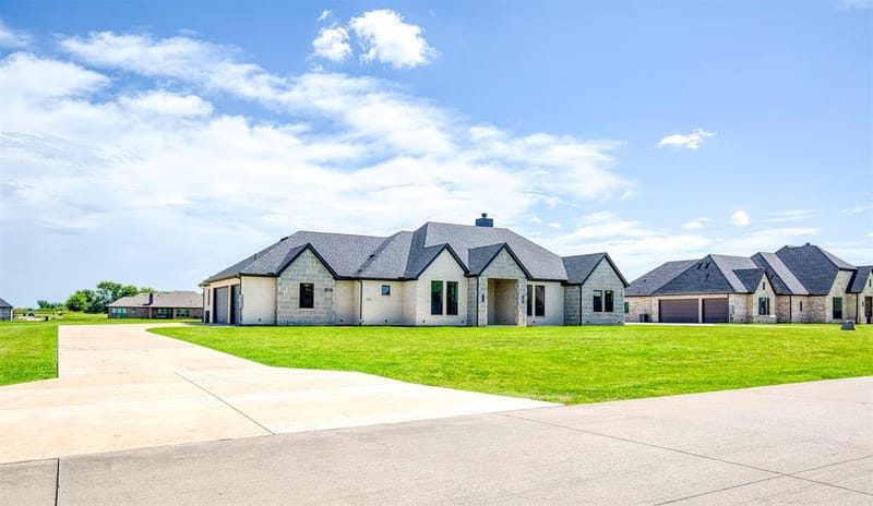1333 Canyon Lake Road, Wills Point TX 75169 - Photo 2