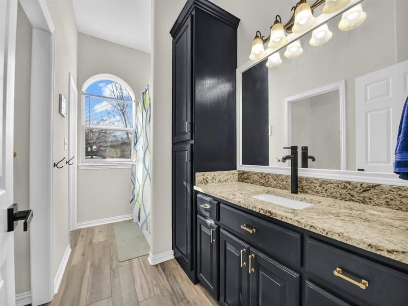 6000 Justine Court, Granbury TX 76049 - Photo 14