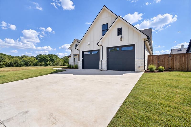 2033 Nichole Boulevard, Pottsboro TX 75076 - Photo 3