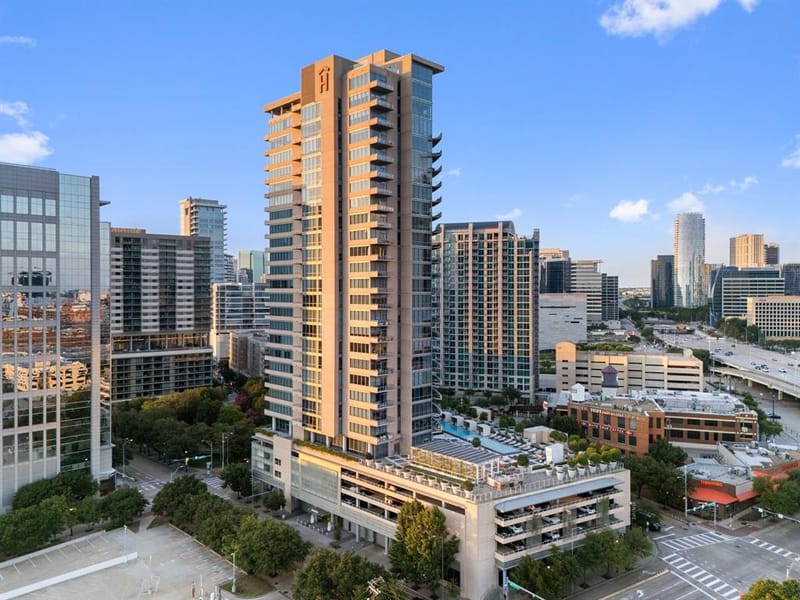 2200 Victory Avenue # 1105, Dallas TX 75219 - Photo 37
