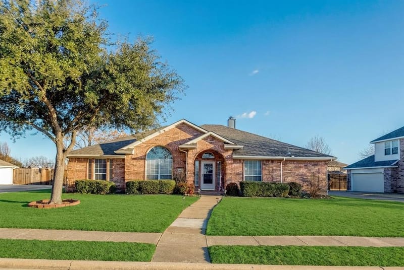 308 Glen Ridge Drive, Murphy TX 75094 - Photo 2