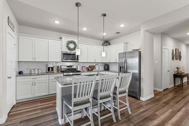 401 Evans Drive, Van Alstyne TX 75495 - Photo 13